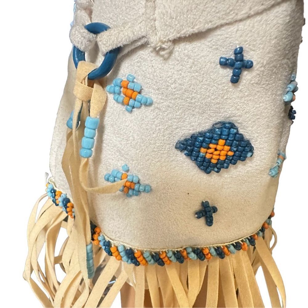 Vintage Native American Porcelain Doll Traditional Dress Fringe and Beads 16 inc - Picture 11 of 15